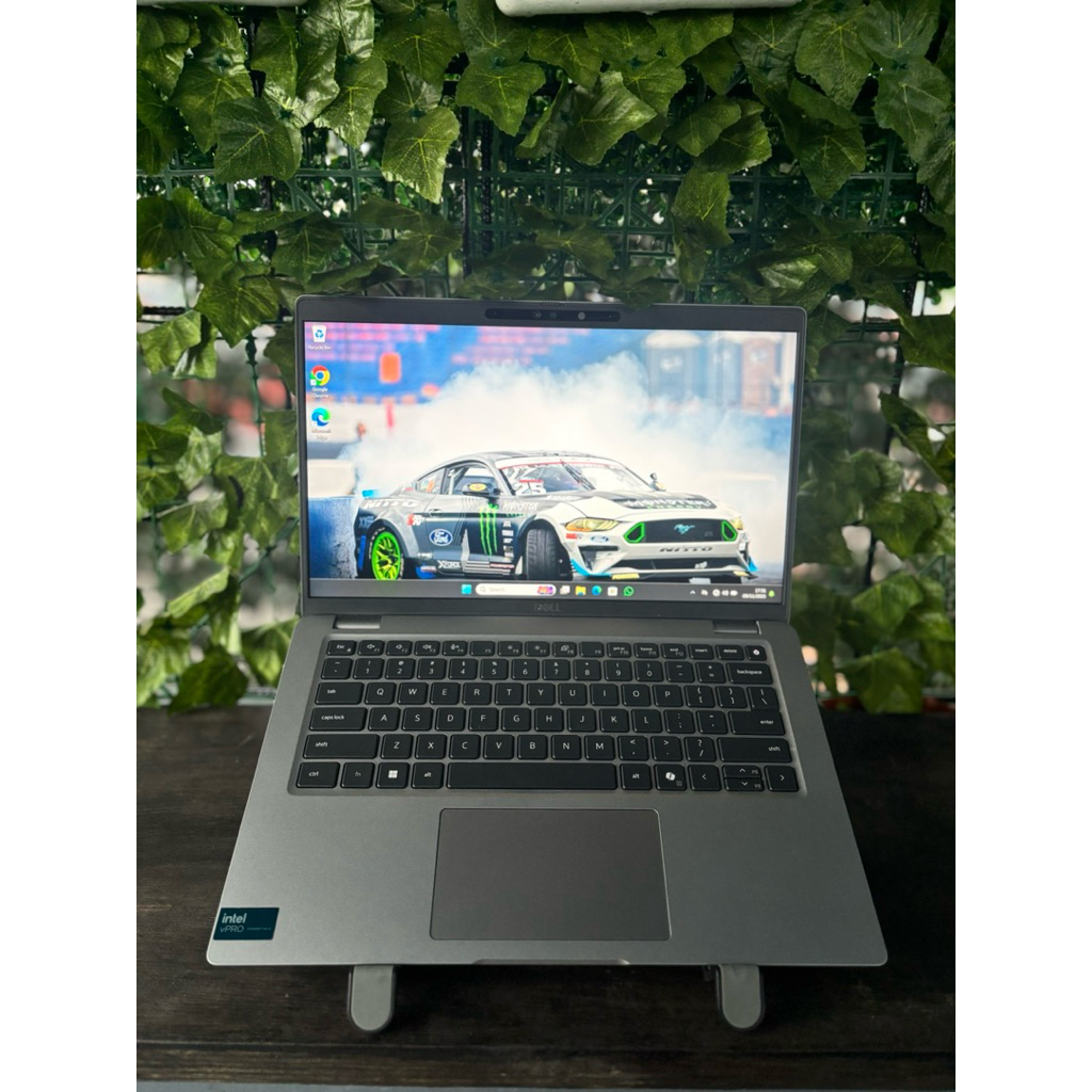 Dell 5450 Laptop