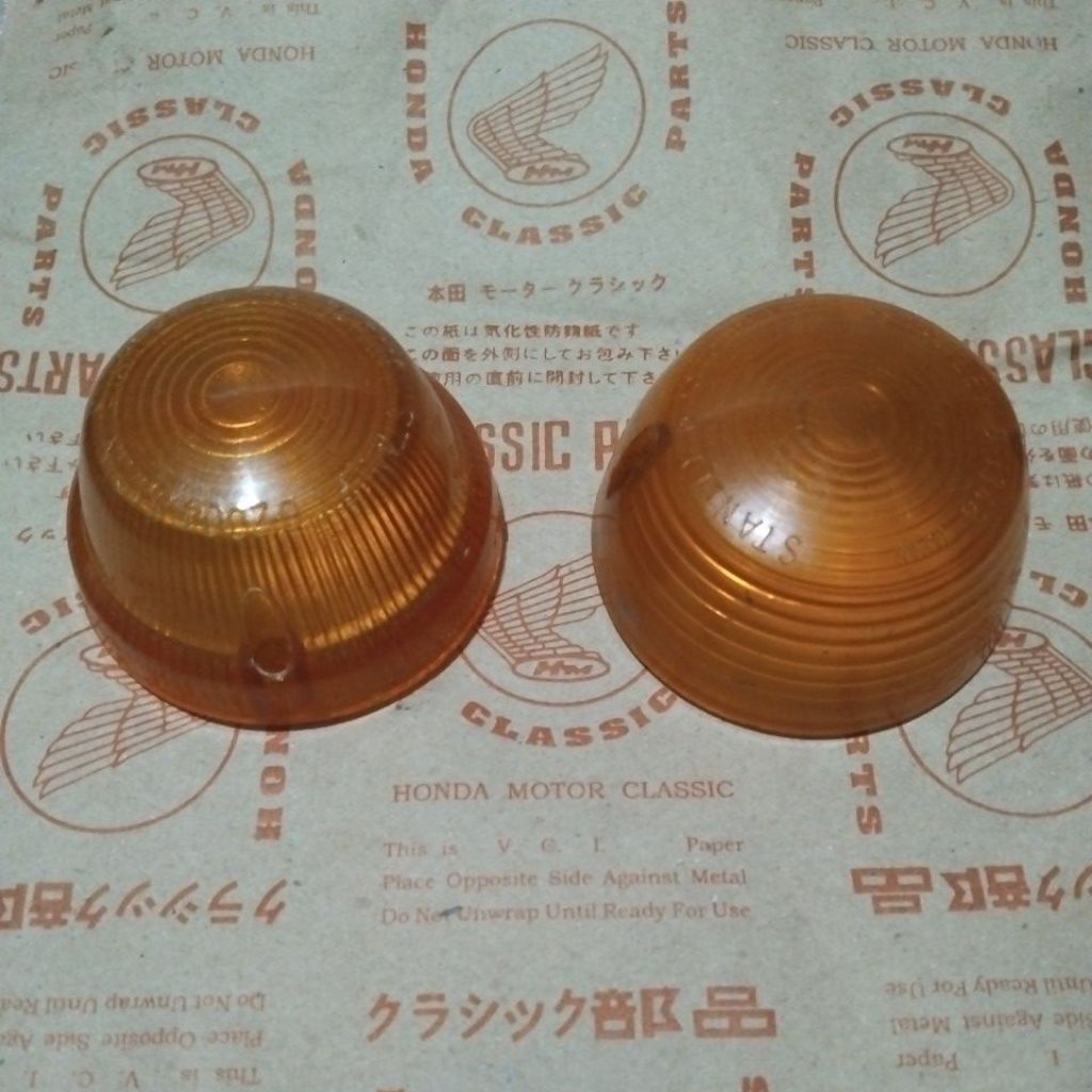 MIKA LAMPU SEIN BELAKANG HONDA C70 ORI