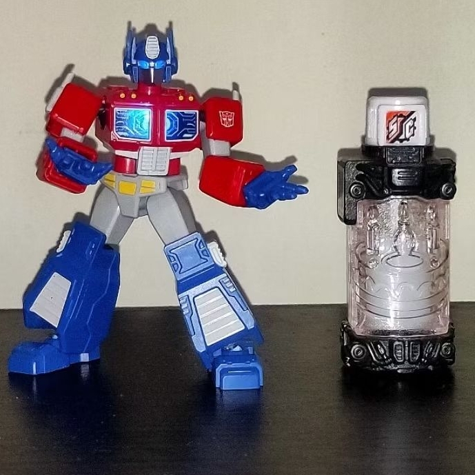 CT Full Bottle Kamen Rider Build Cake Full Bottle