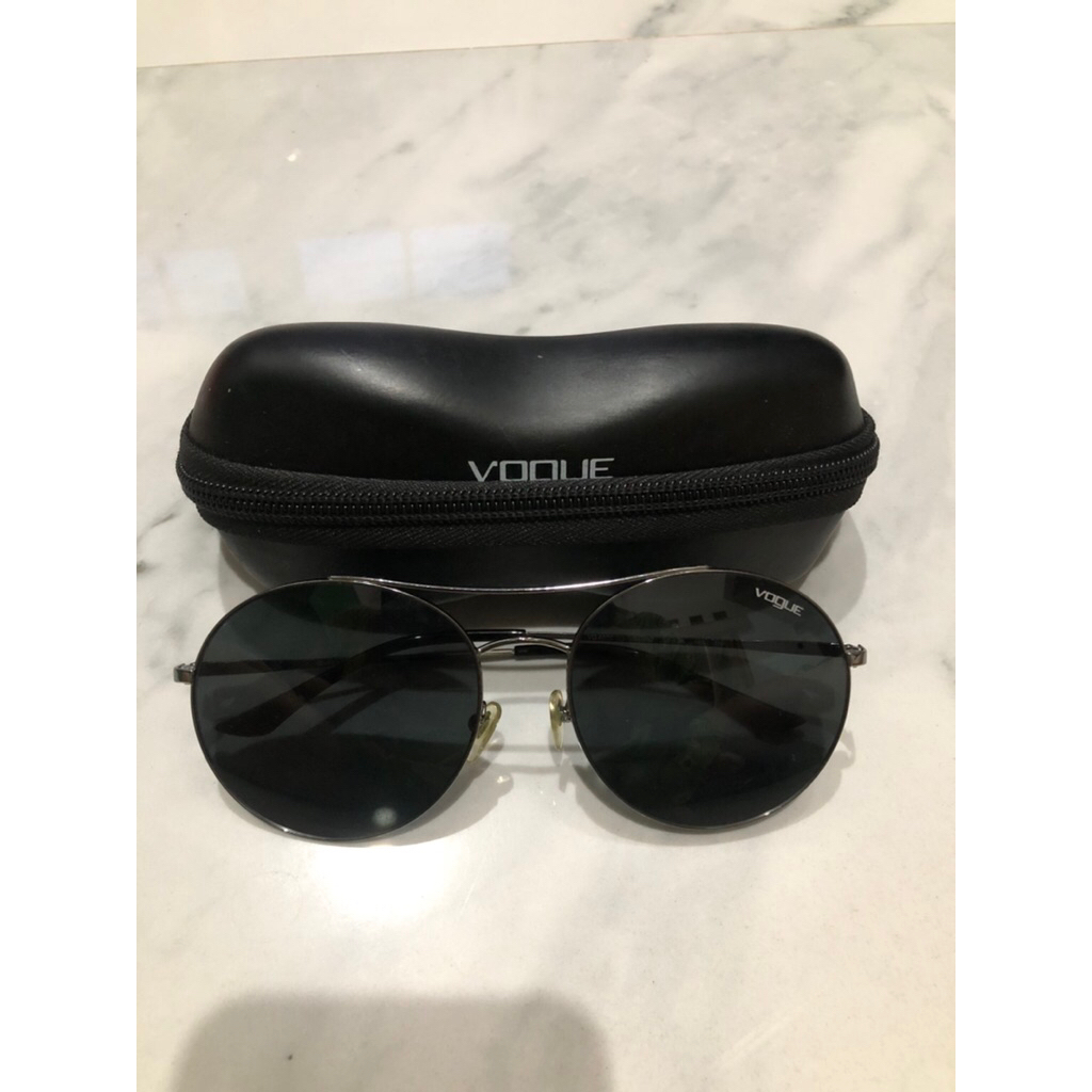 preloved kacamata vogue