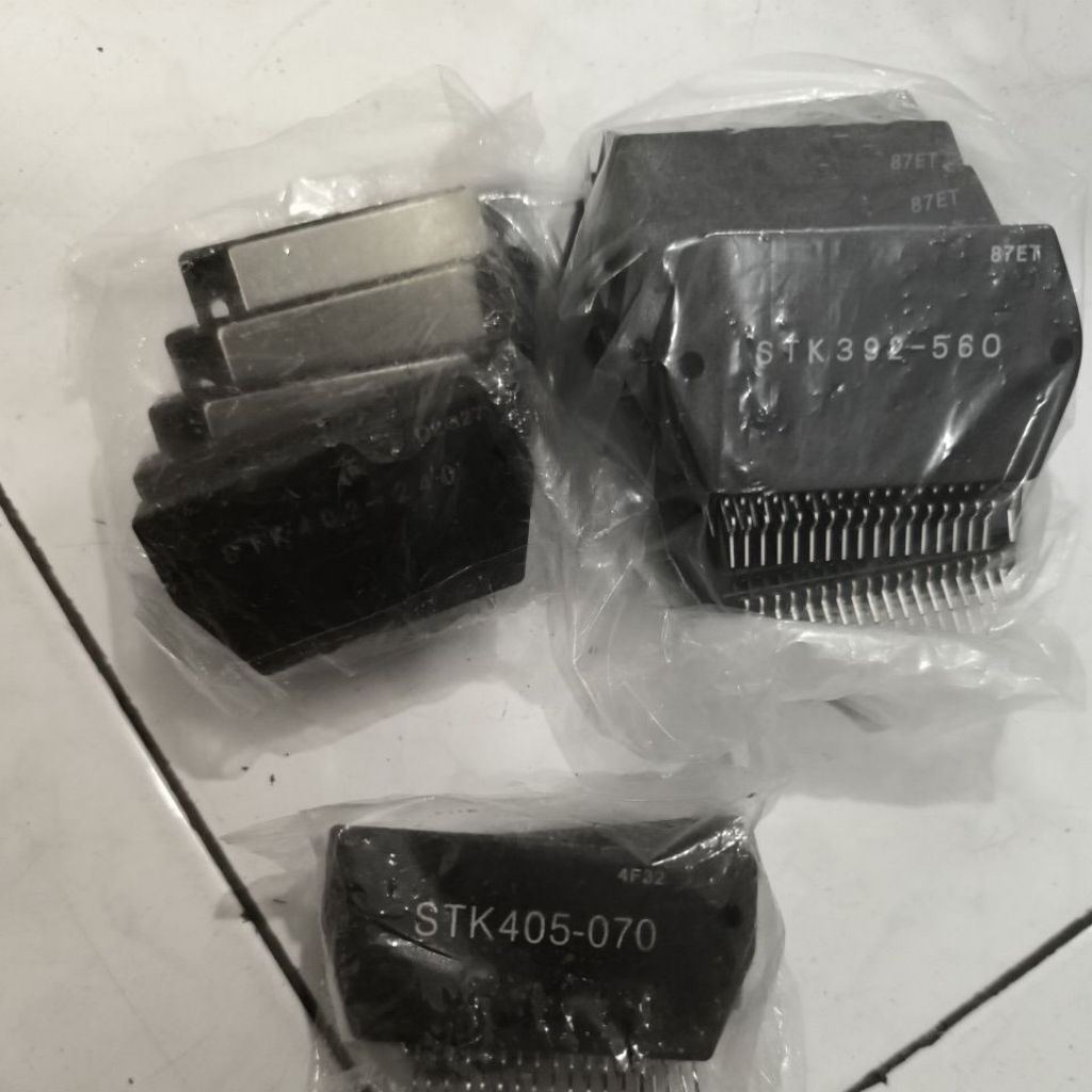 STK 402-240/STK 392-560/STK 405-070