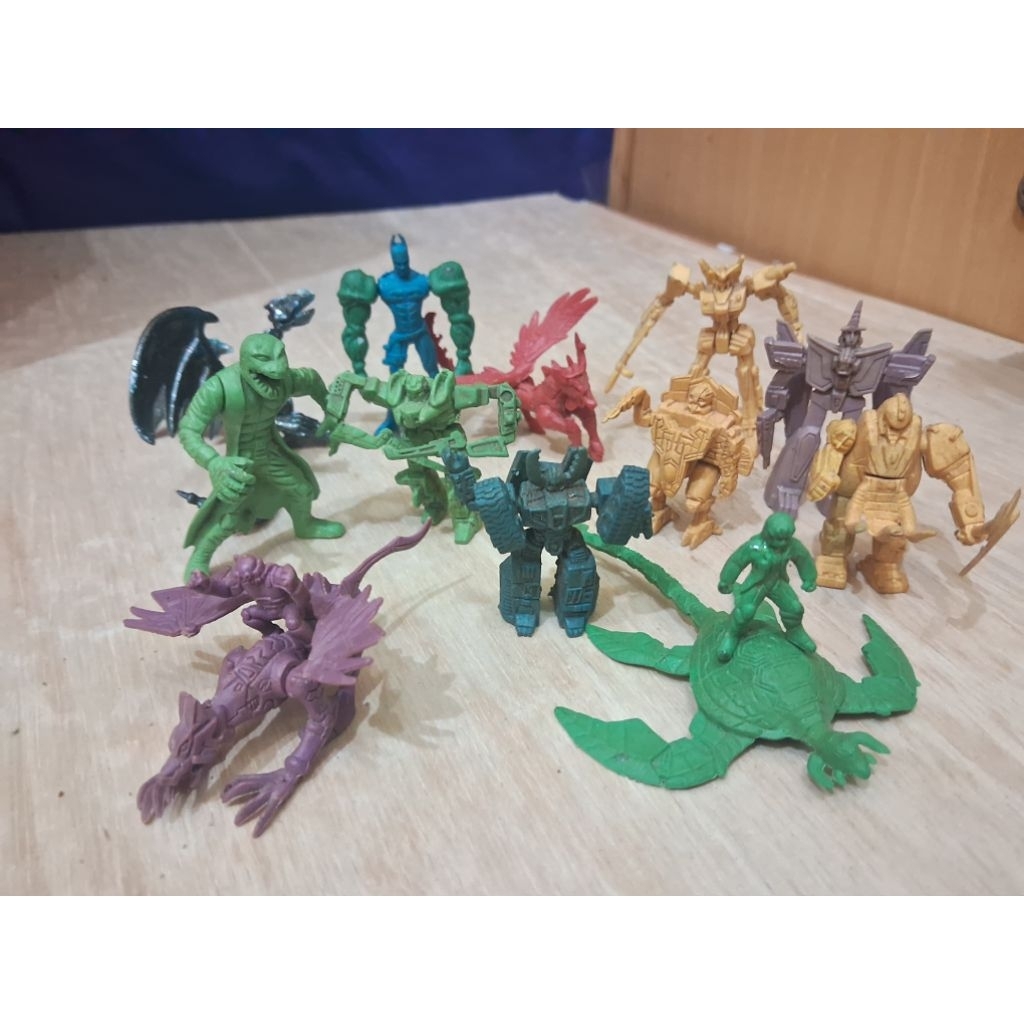 Figure Karet Jadul Robot Karet Mainan Lama Vintage Nostalgia Figure Lizard Venom Transformers Mini K