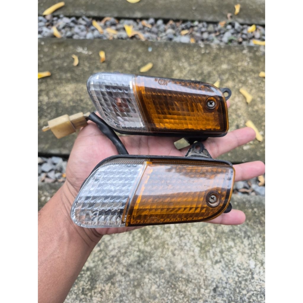 Lampu sein honda astrea grand original kgd