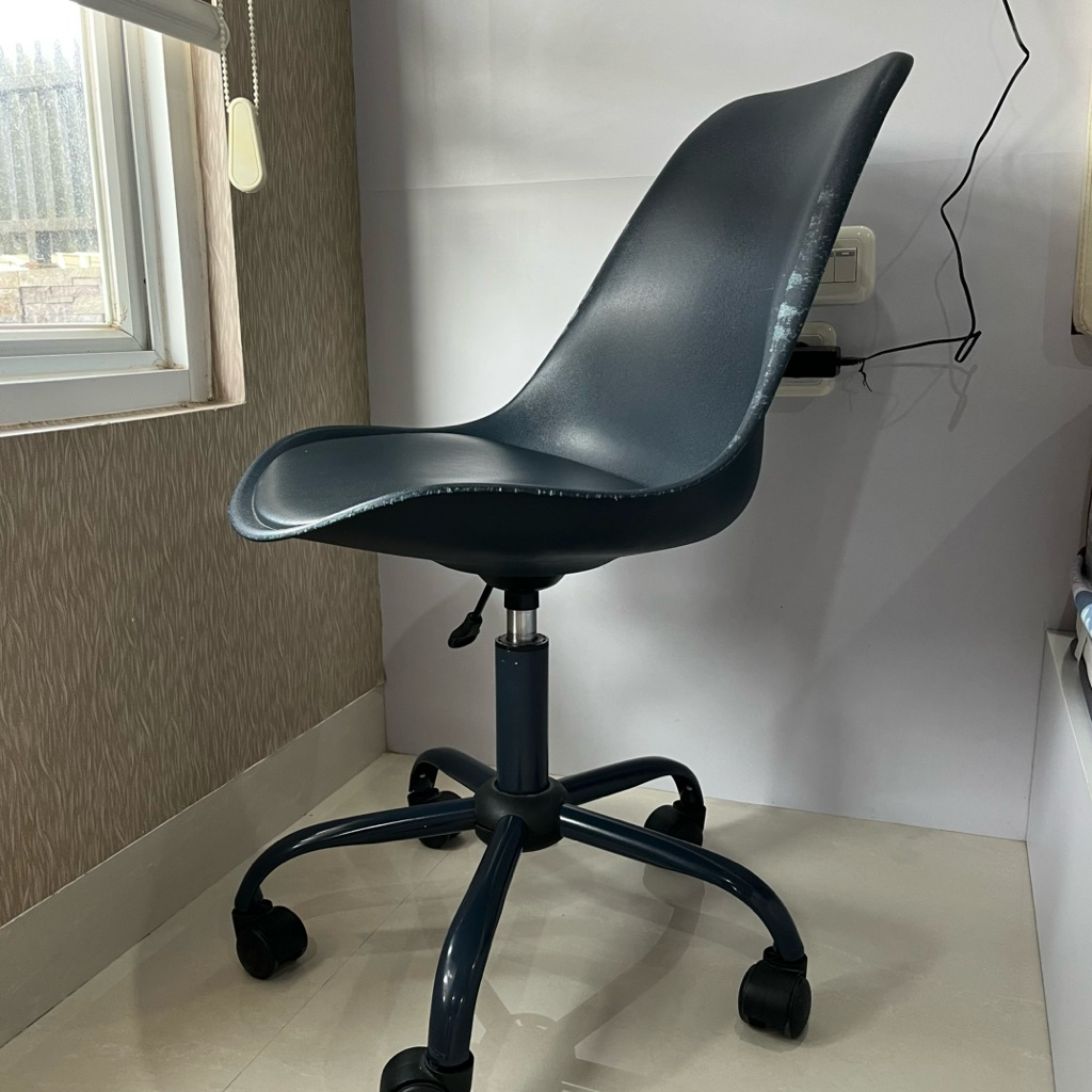 PRELOVED - JUAL BEKAS KURSI INFORMA MACAROONS MIDNIGHT BLUE OFFICE CHAIR/ KURSI KANTOR RODA/ KURSI B