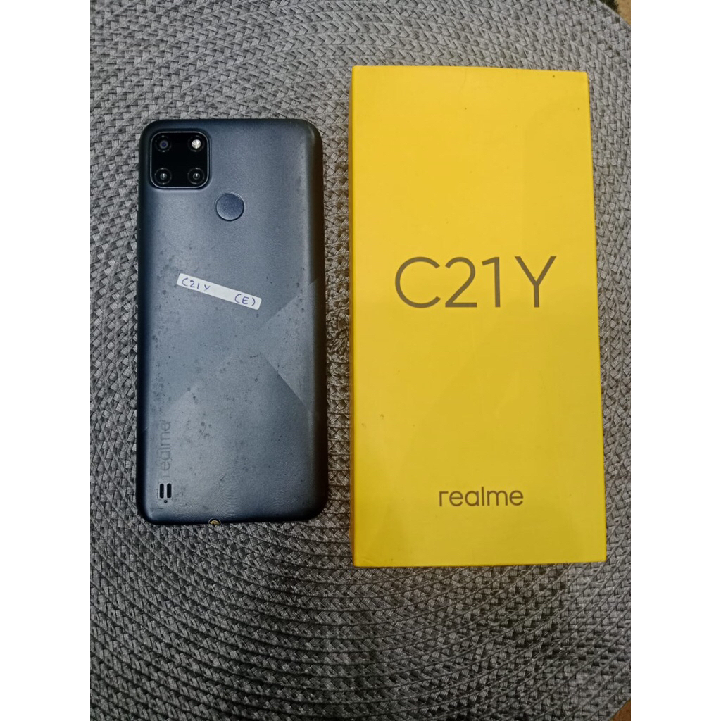 Realme C21Y ram 4/64gb
