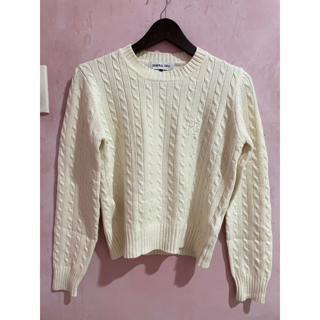 sweater cable knit General Idea