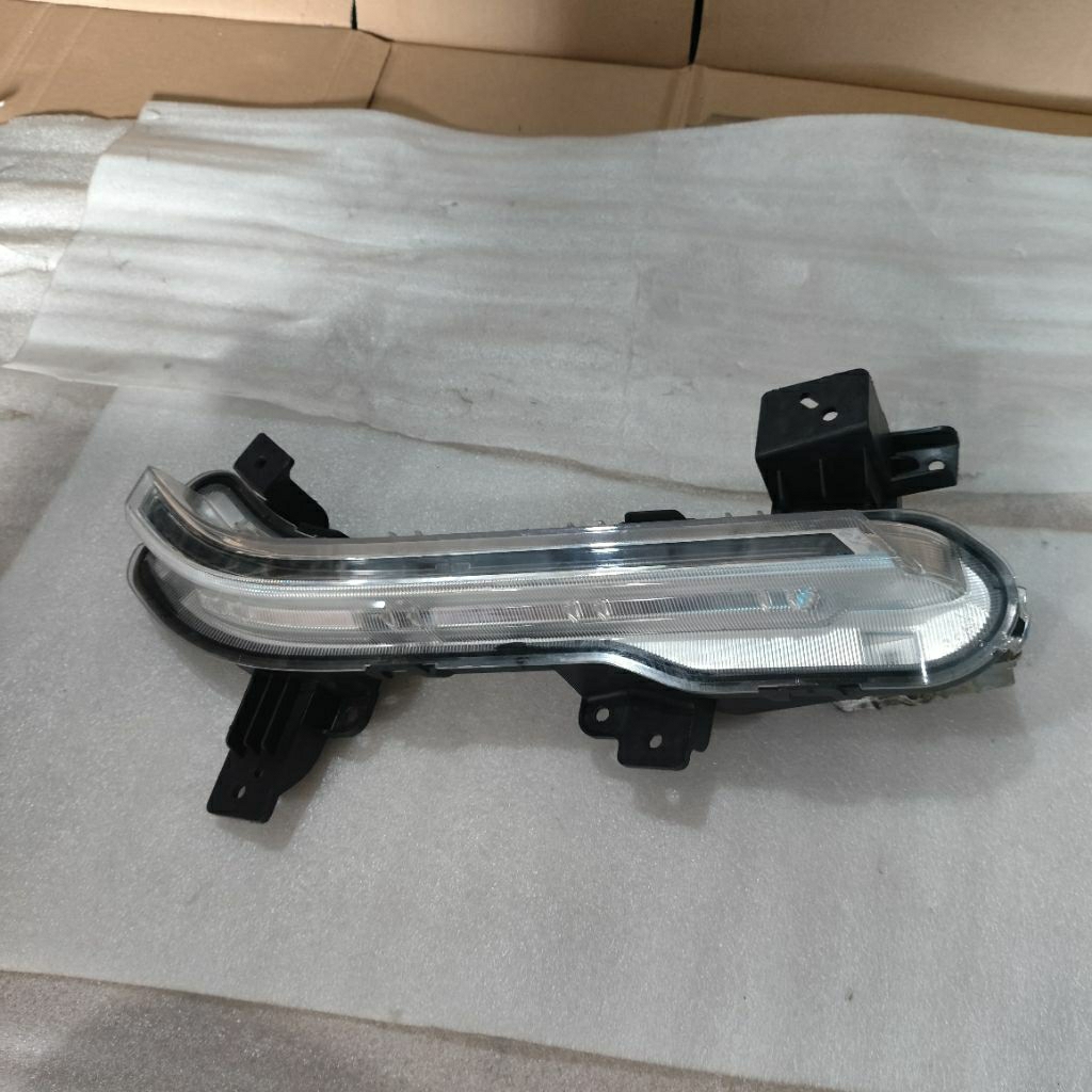 Lampu DRL Wuling Confero S facelift tipe L original