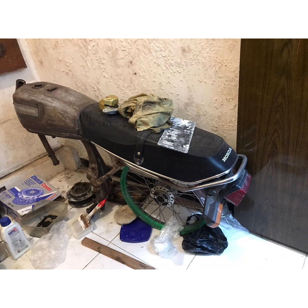 Rangka balungan gede & Body sett GL100 original