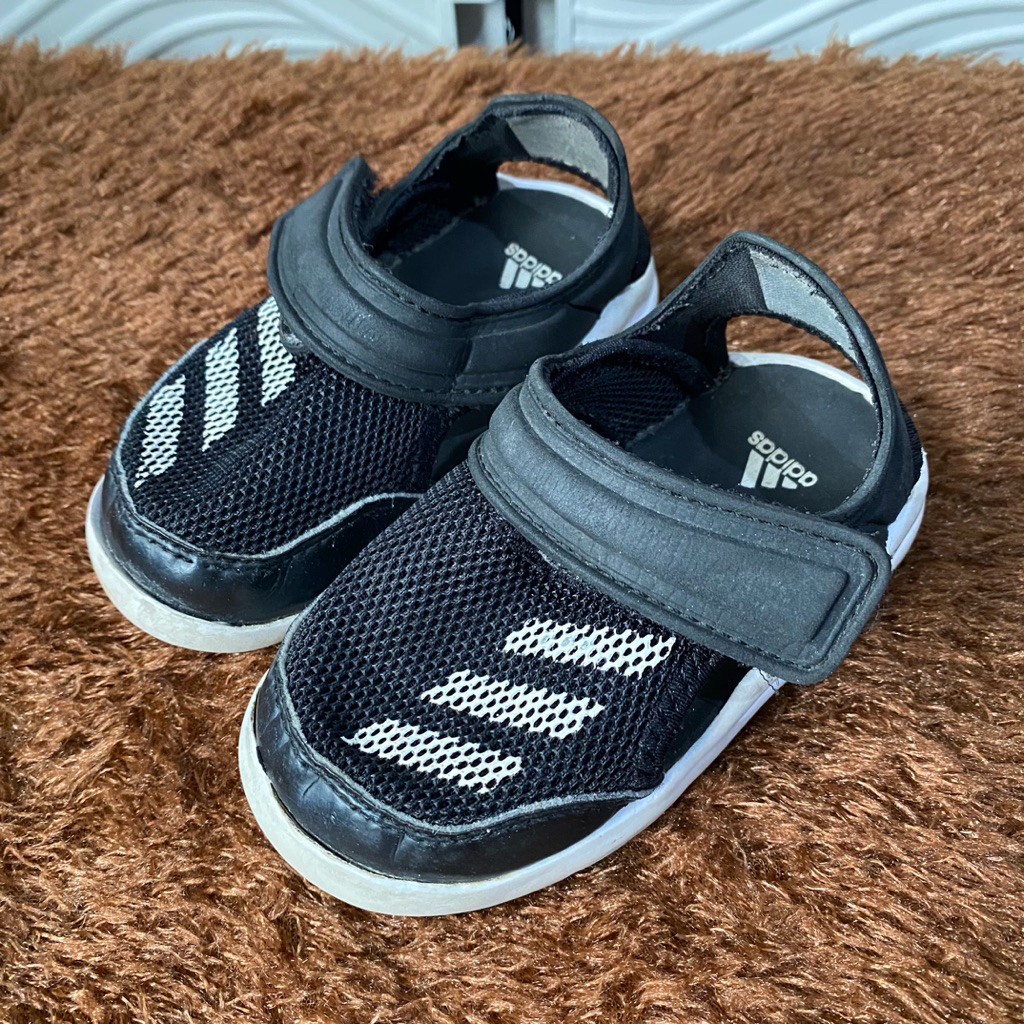 Preloved Adidas sandal baby anak kids