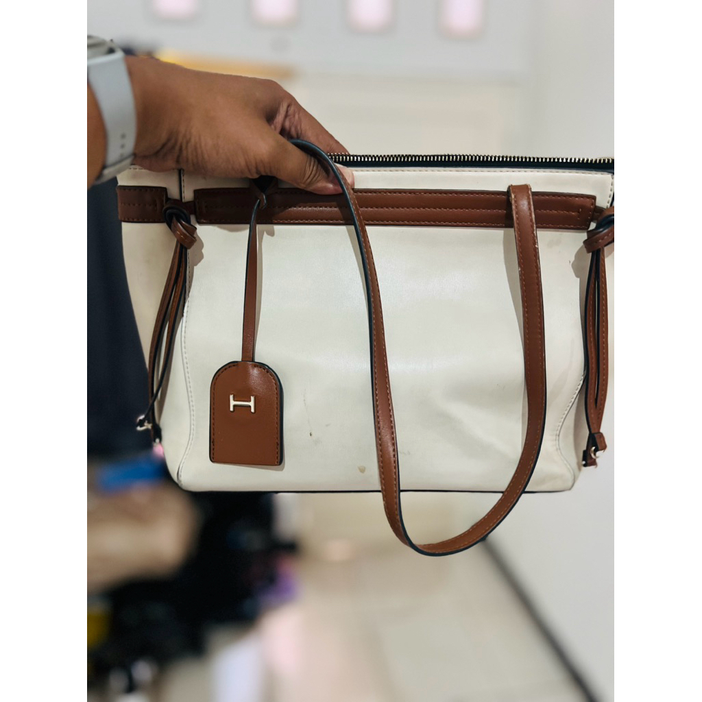 tas hush puppies ayla tote bag cognac