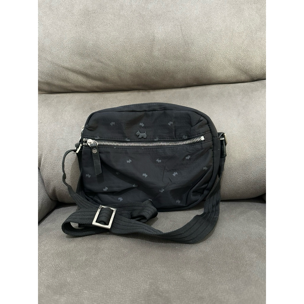 AGATHA SLING BAG BLACK ORIGINAL PRELOVED