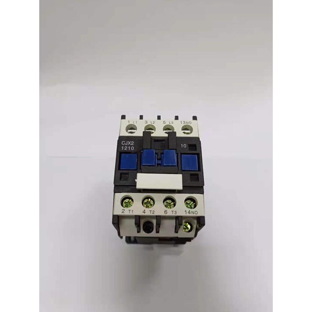 Kontaktor 12A CJX2-12 / Contactor 12A CJX2-12