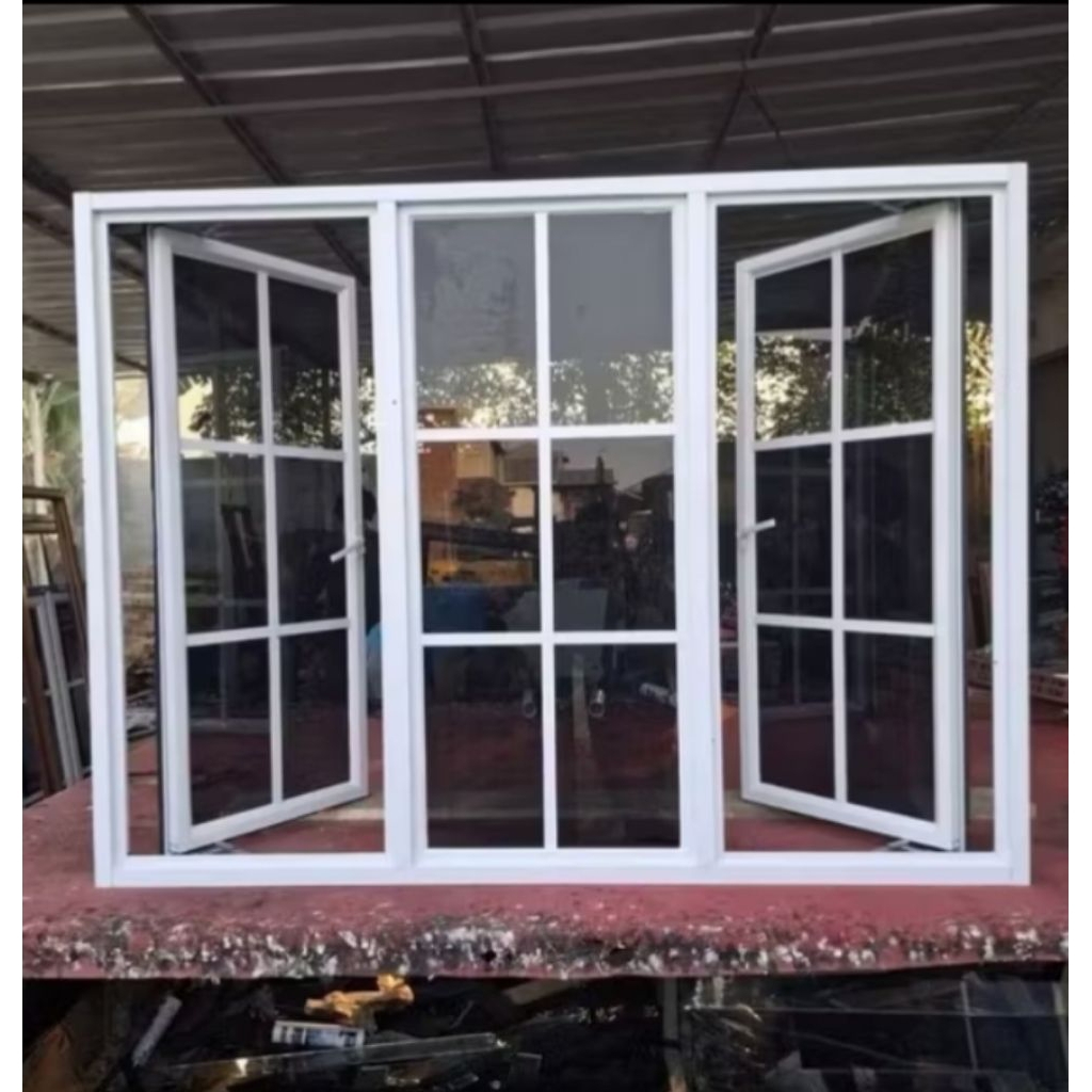 KUSEN JENDELA ALUMINIUM ORNAMEN UK L150xT120 (Kanan Kiri Hidup, Tengah Kaca Mati)