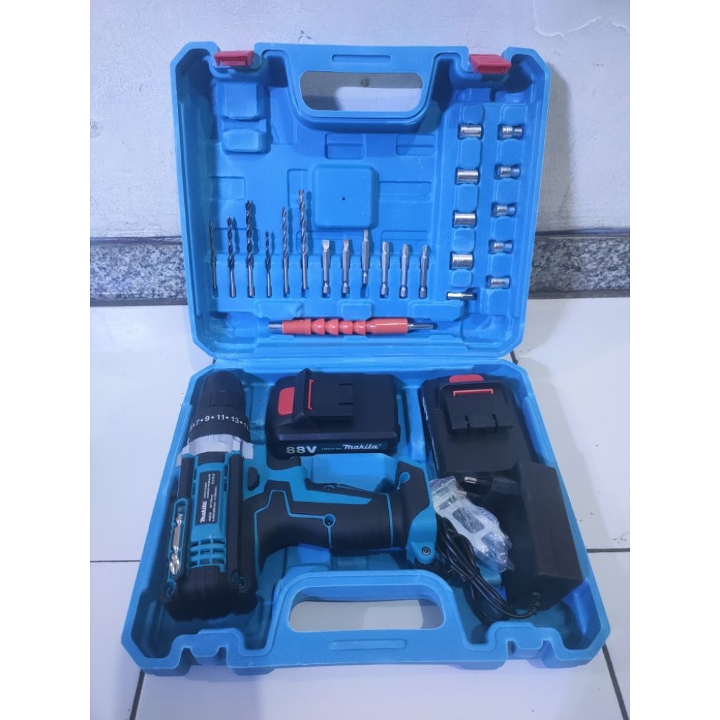 BOR MAKITA 2 BATERAI