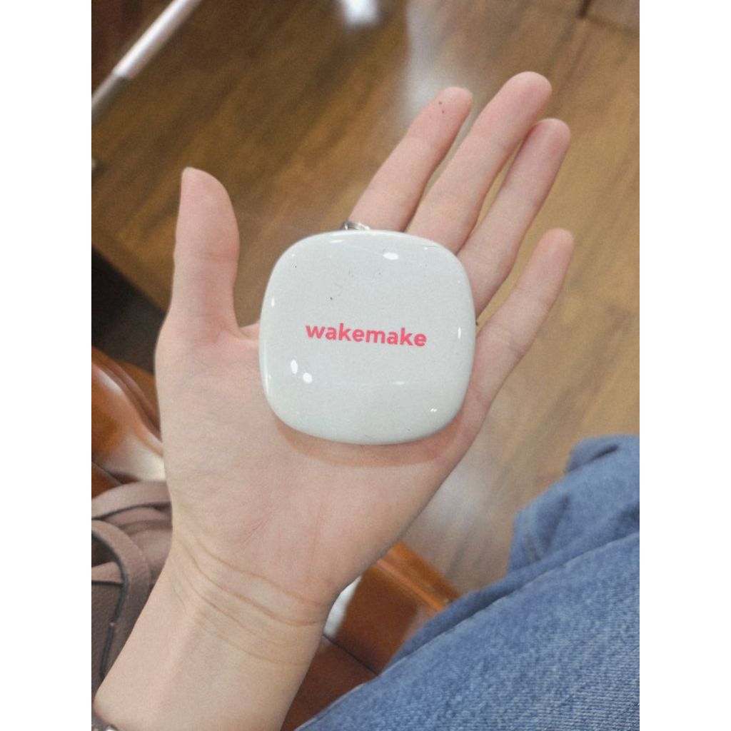 [Ready Stock] Olive Young Black Friday Sale Wakemake Soft Blurring Eye Palette, Wakemake Over Blurri