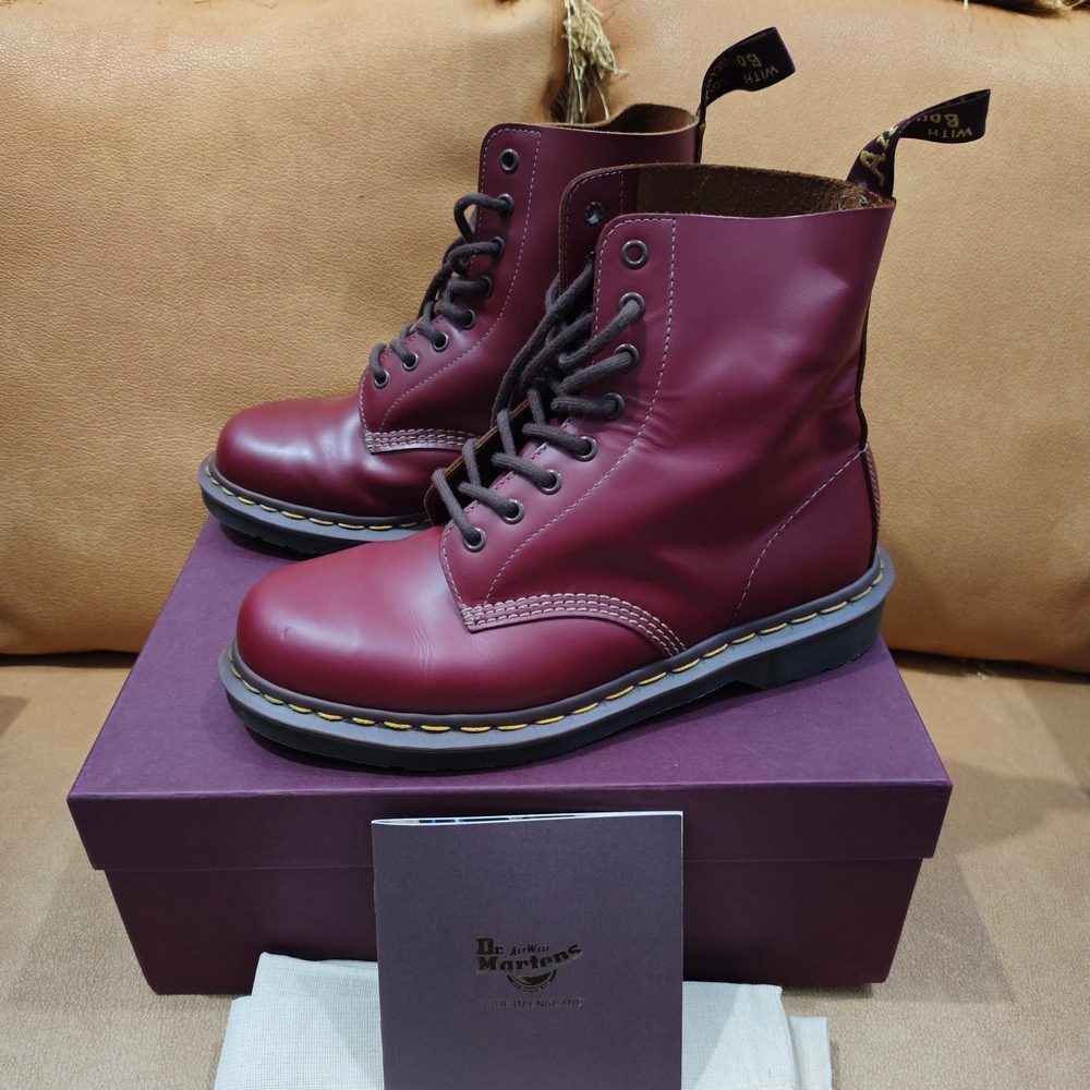 Dr. Martens  Vintage 1460 Quilon Oxblood - Size 42 - Kondisi Mulus