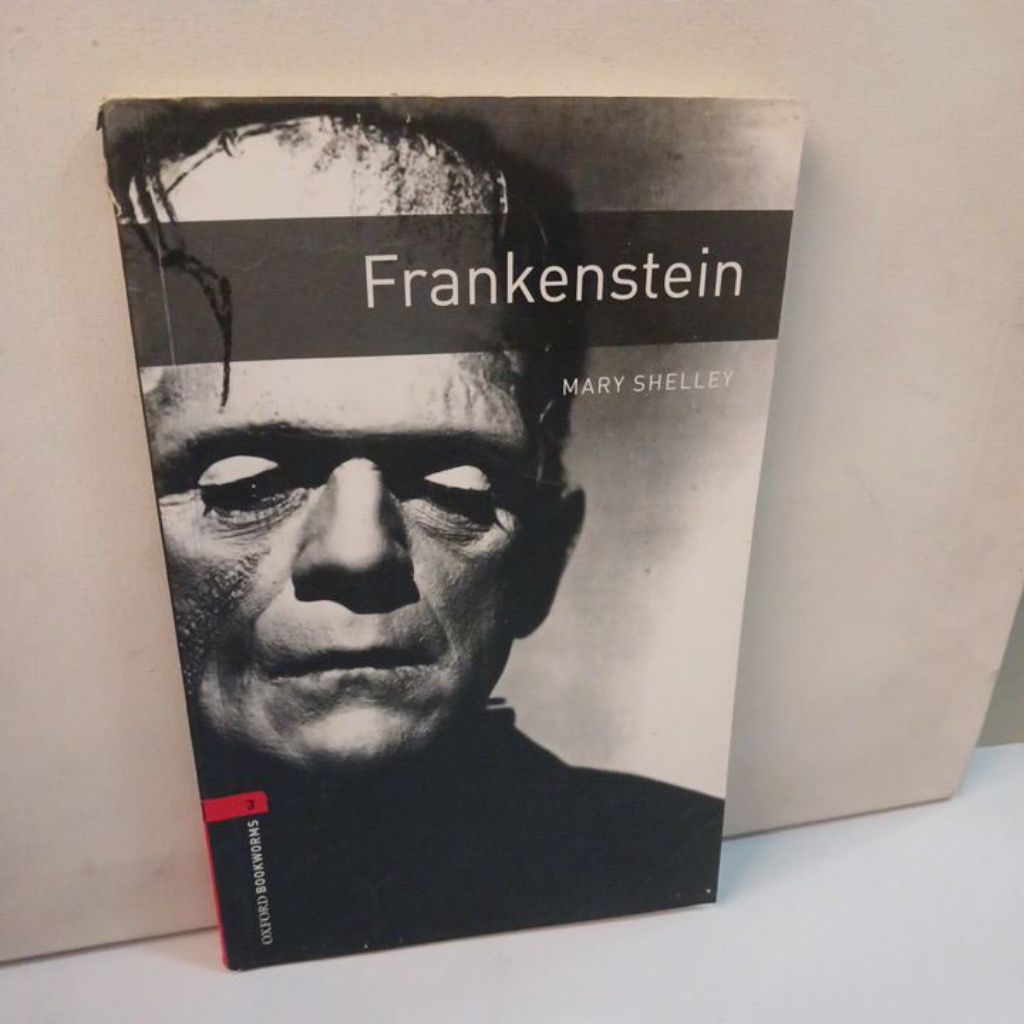 Buku FRANKENSTEIN by MARY SHELLEY