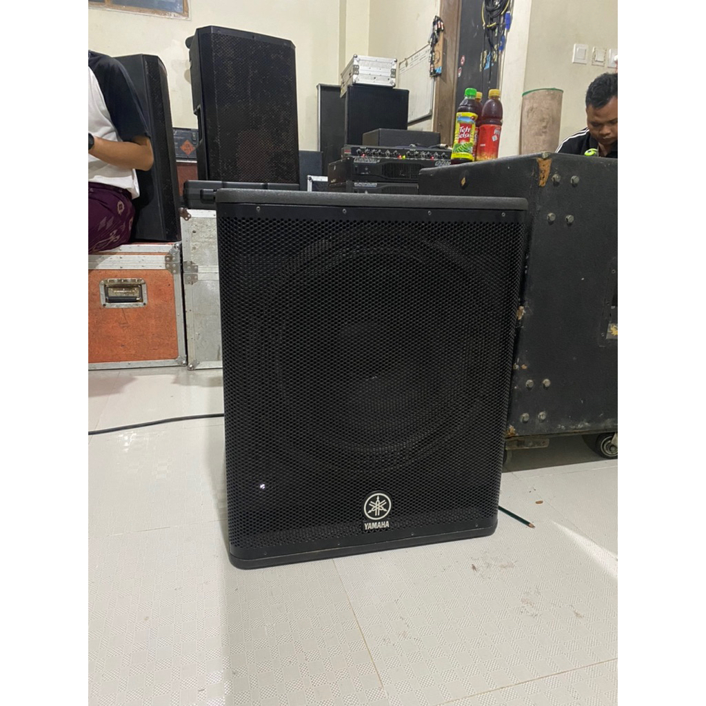 SPEAKER SUBWOOFER YAMAHA DSR118