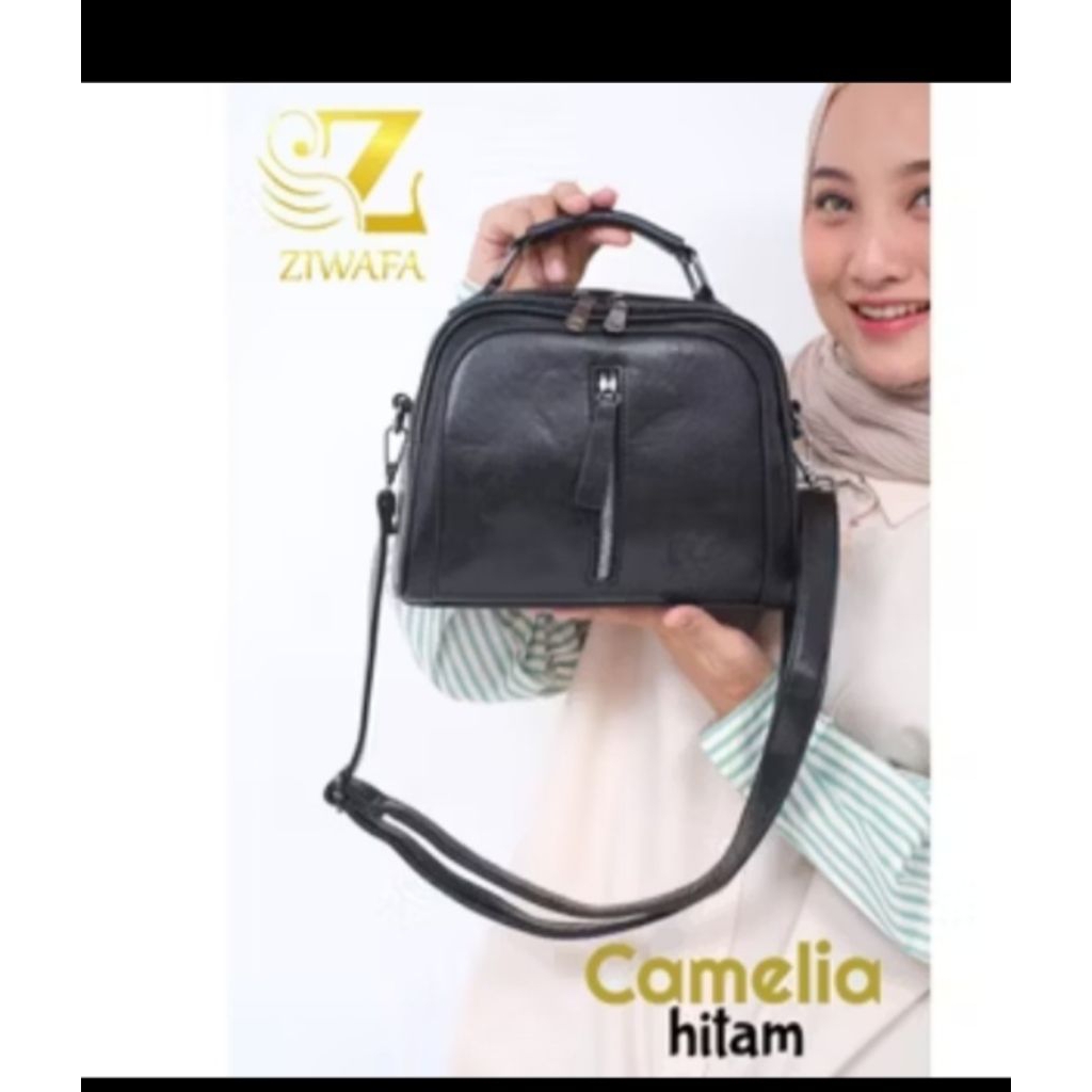 Tas Wanita / Sling bag / Hand bag /Tas Camelia by Ziwafa ( preloved)