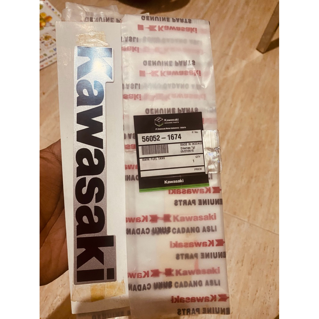 NOS - Sticker Tangki Ninja R KIS  warna silver original
