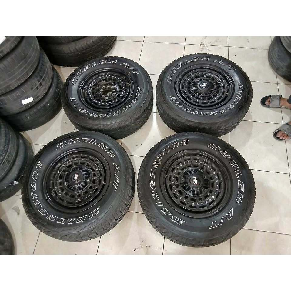 Velg bekas HSR MYTH08 R15X7 pcd10X100//114 ET40+BAN 235 75 R15