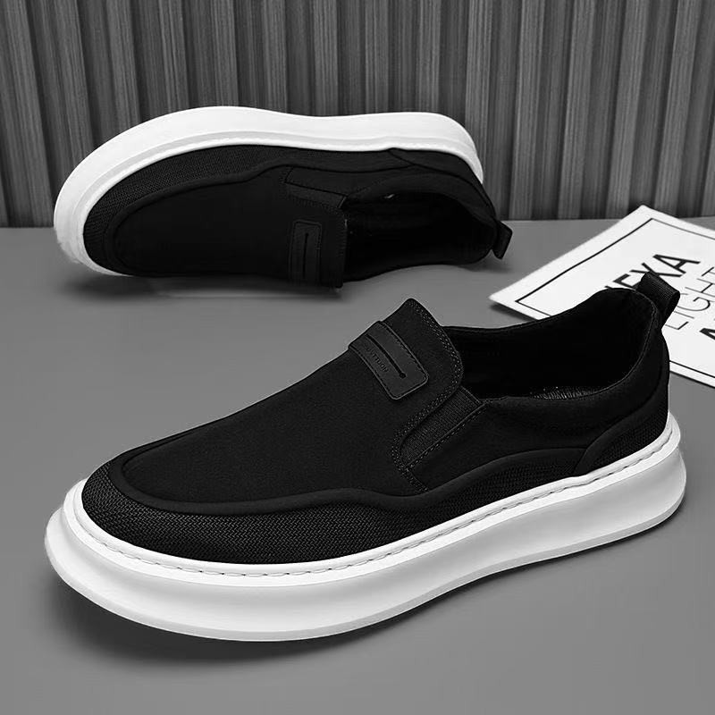 Sepatu Slip-On Pria Bergaya Moderen Casual Anti Slip/Sepatu Casual Santai Outdoor Pria Slip-On Shoes