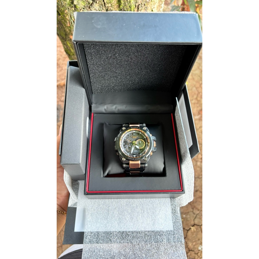 JAM TANGAN GSHOCK MTG-S1000BD-5AJF