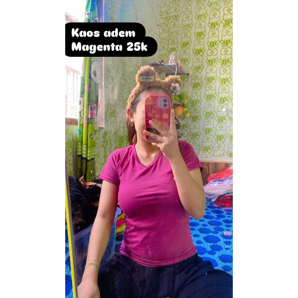 kaos magenta