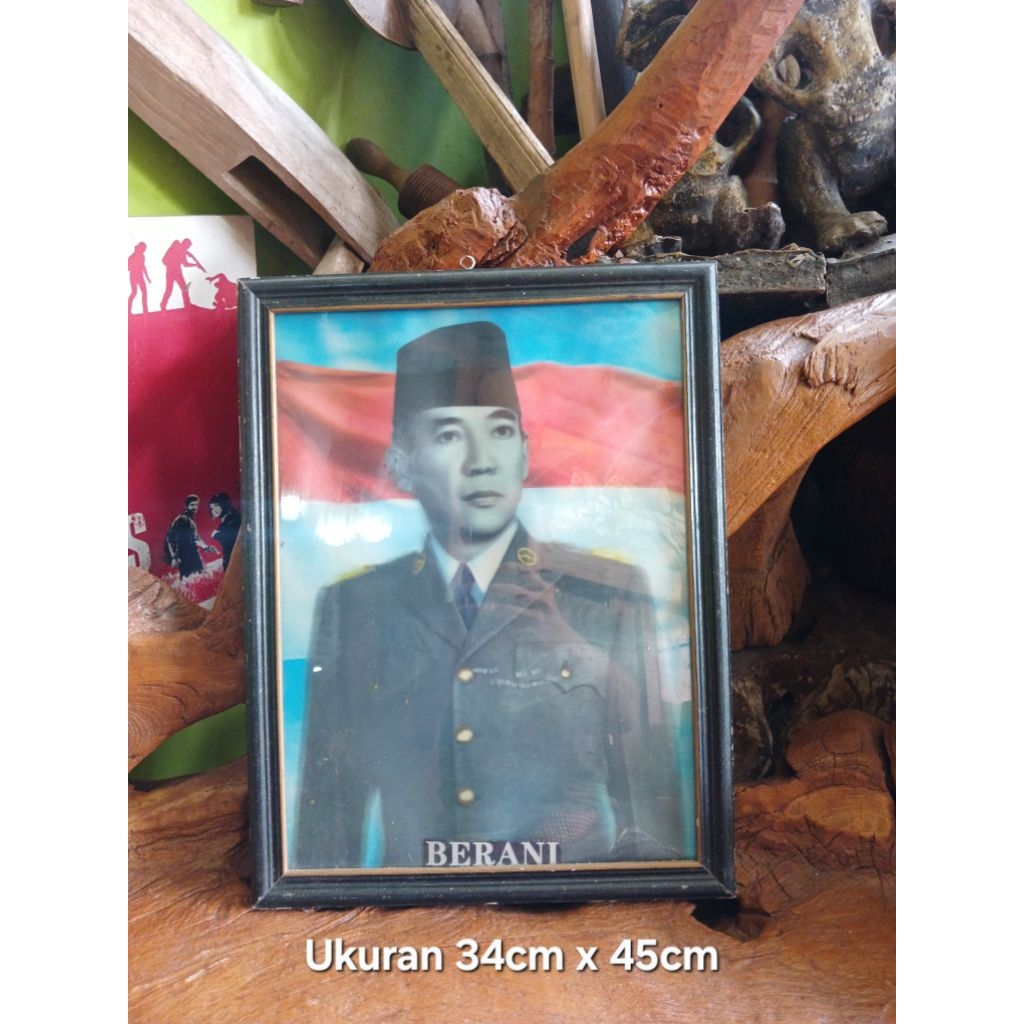 Hiasan Dinding 3 Dimensi Ir Soekarno