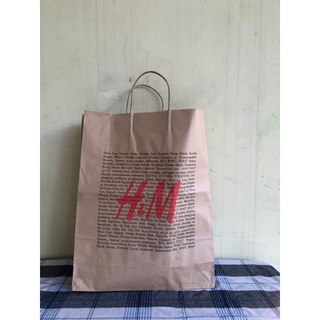 PAPER BAG H&M BESAR