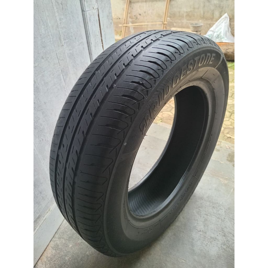 BAN MOBIL SECOUND/ BEKAS UKURAN 185/65 R15 KONDISI BAN NORMAL TUBELES LAYAK PAKAI