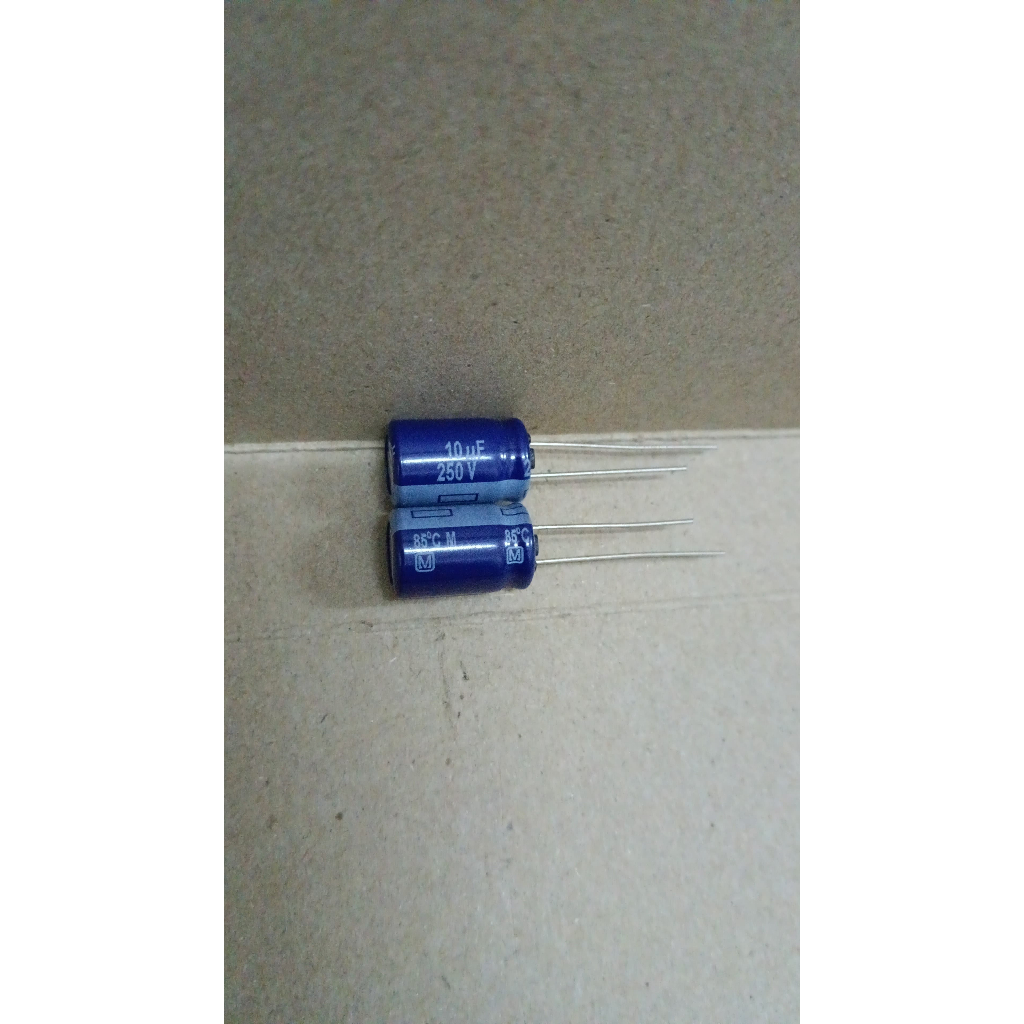 6310 kapasitor elco 10uf 10 uf 250v 250volt 250 volt panasonic stp