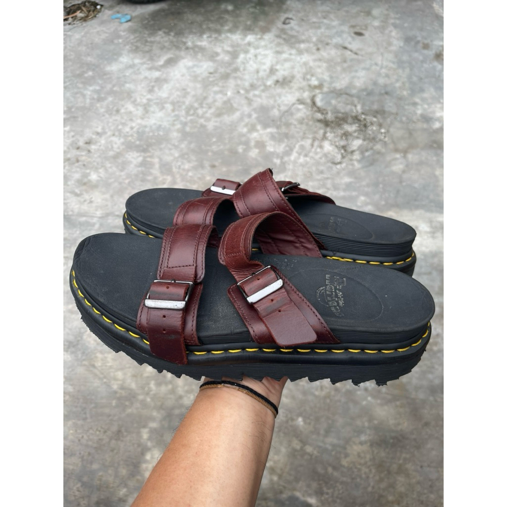 sandal dr.martens original second preloved