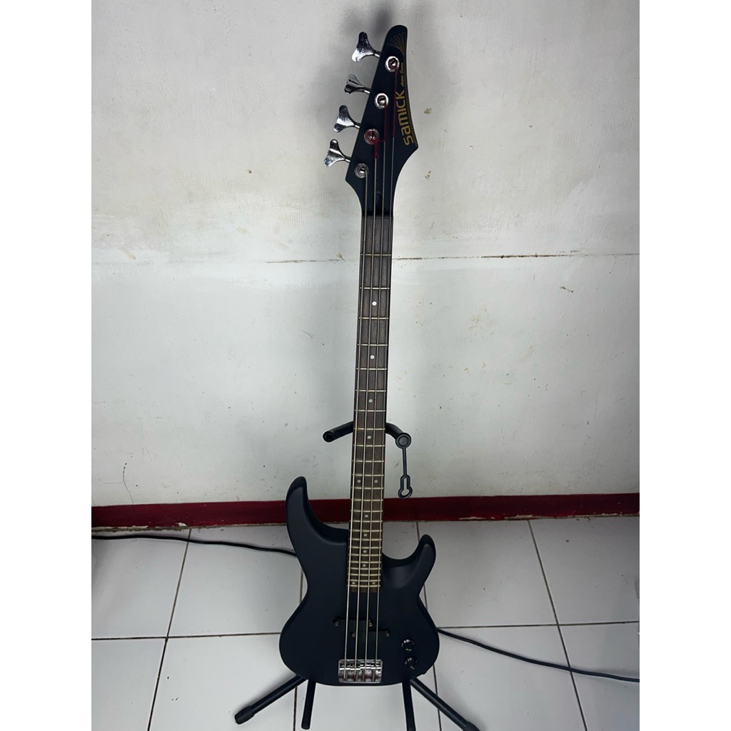 bass samick artist series precision