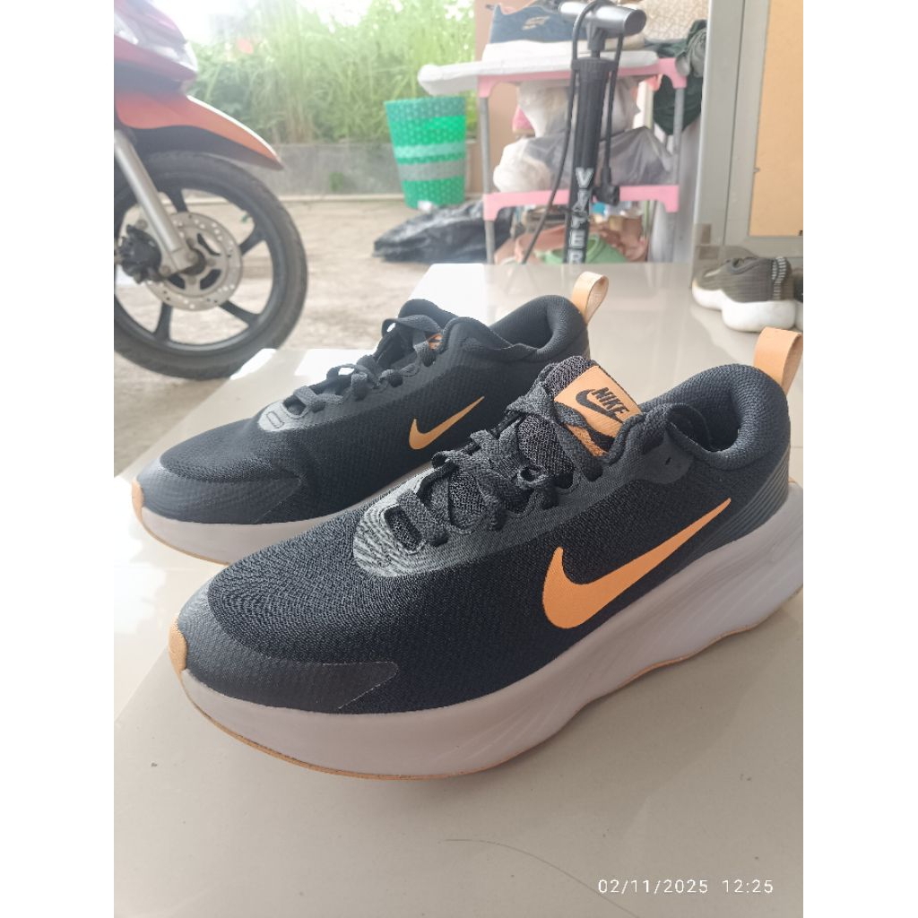 sepatu running / lari nike promina