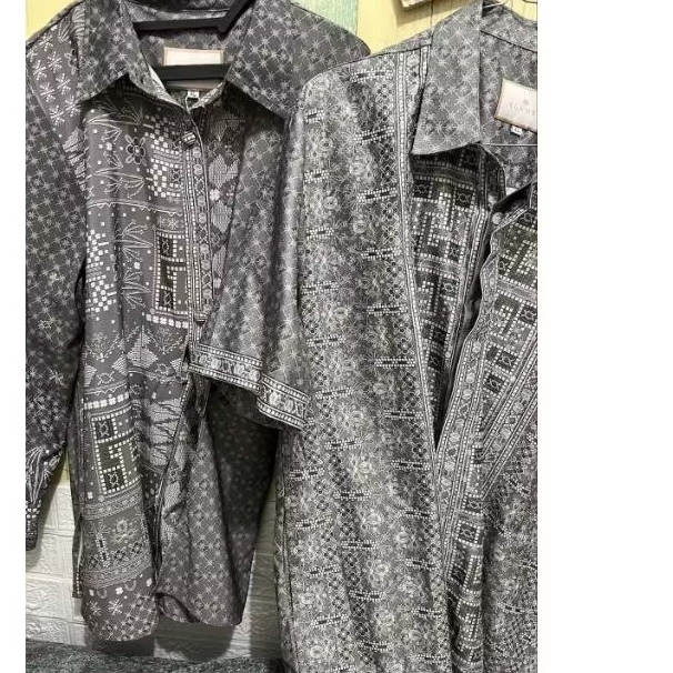 SENGGALA COUPLE WEARINGKLAMBY PL