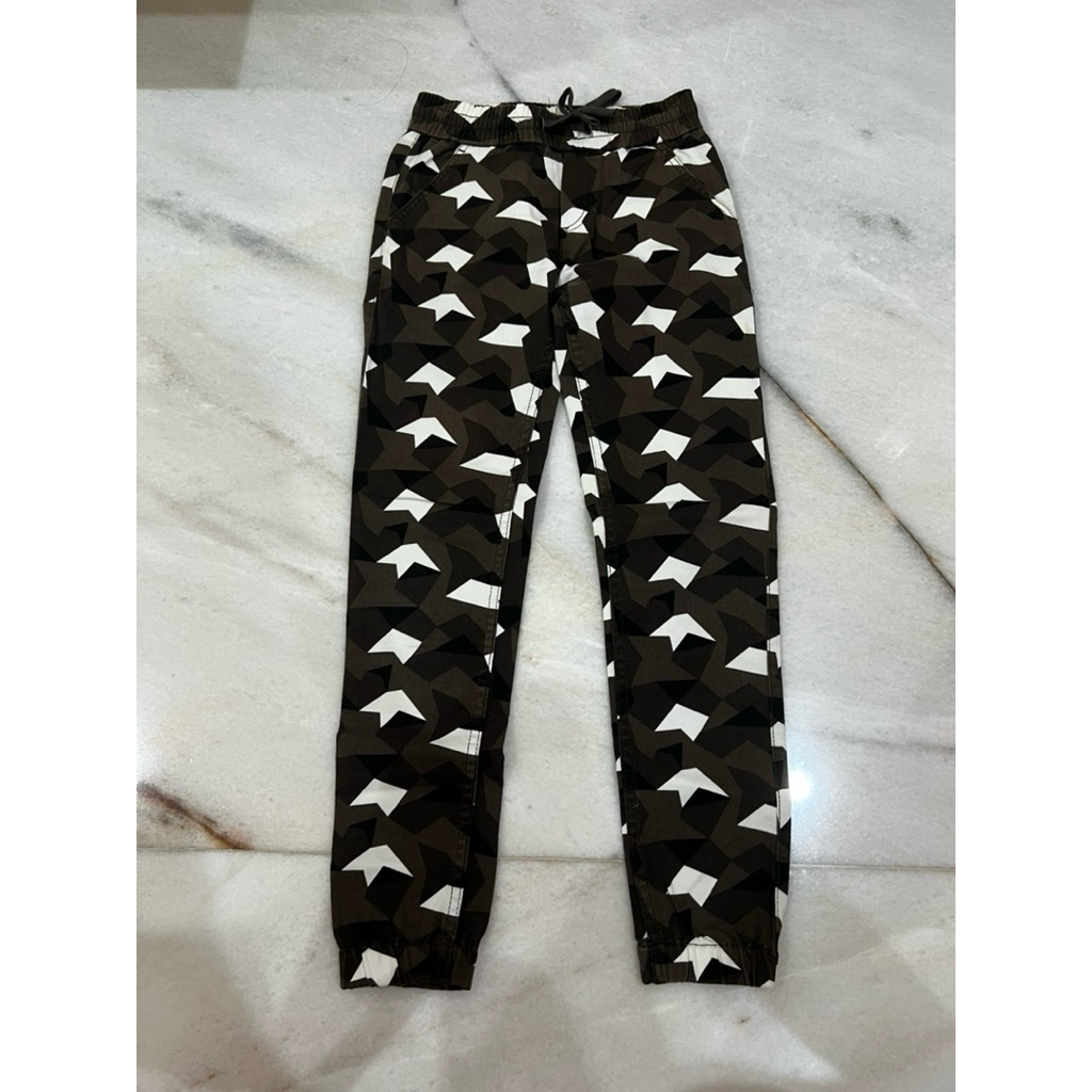 PRELOVED AKO JEANS CAMO CELANA PANJANG