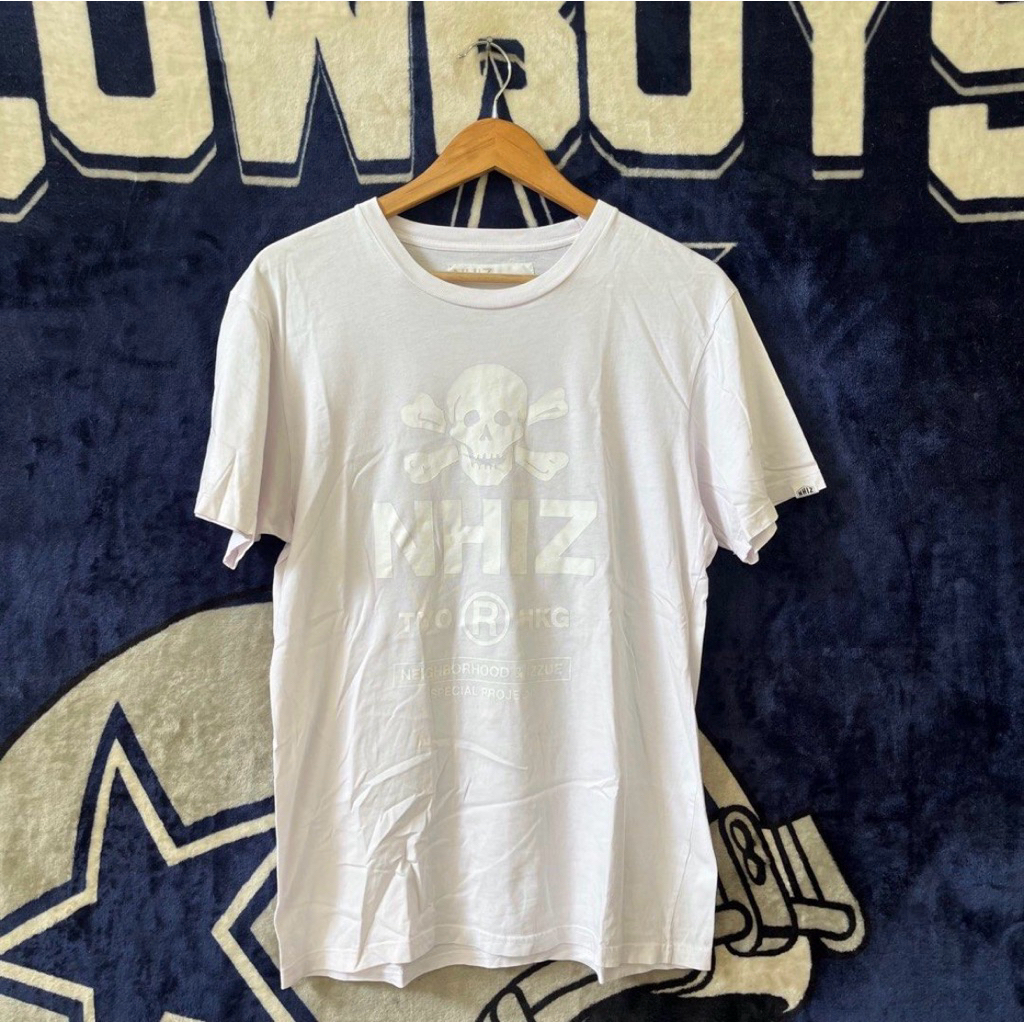 Kaos Neigborhood Izzue