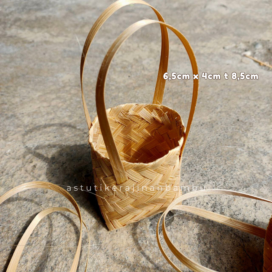 TAS BESEK MINI 6,5x4CM | souvenir | hampers | keranjang anyam | tas anyam | besek kecil | kado