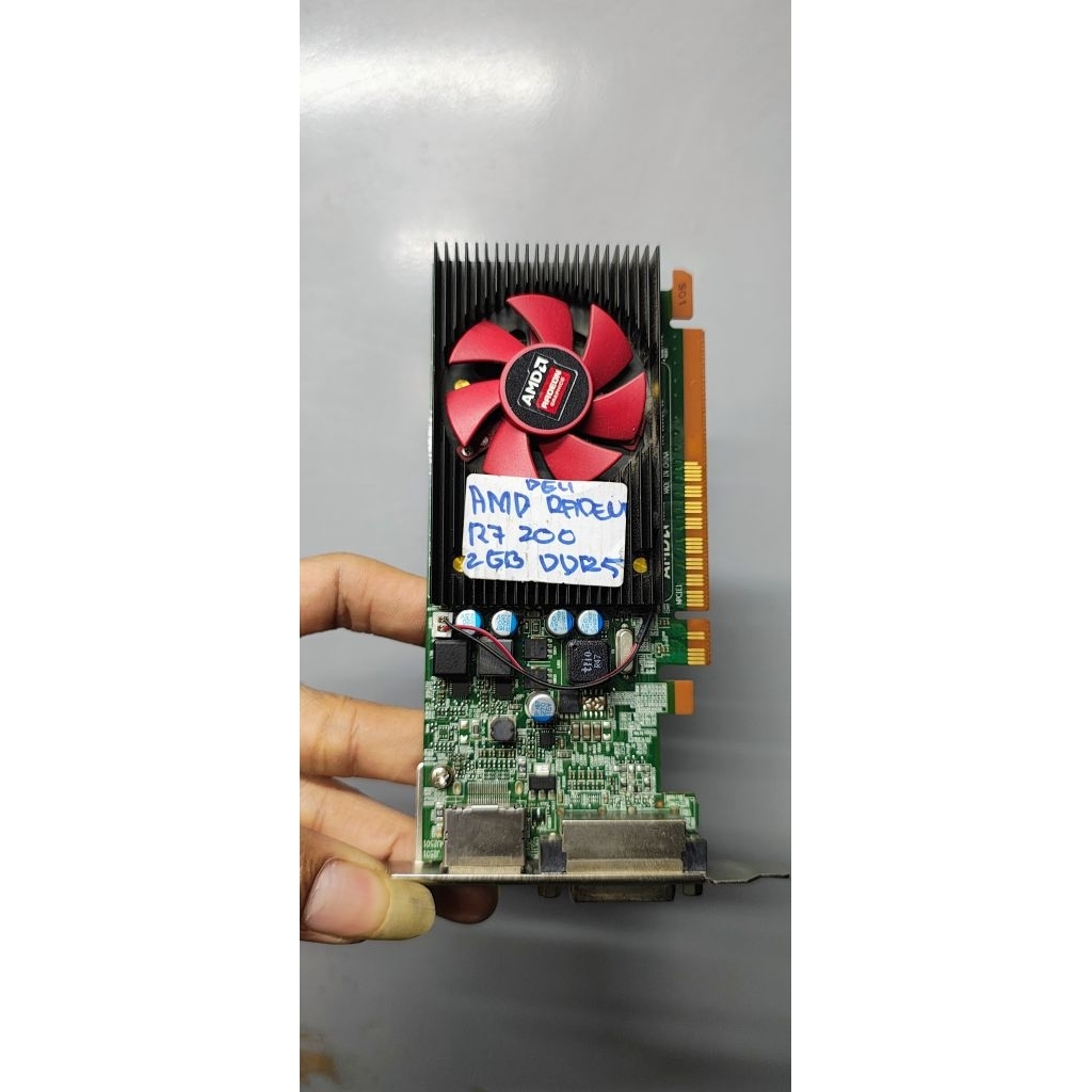 VGA AMD RADEON R7