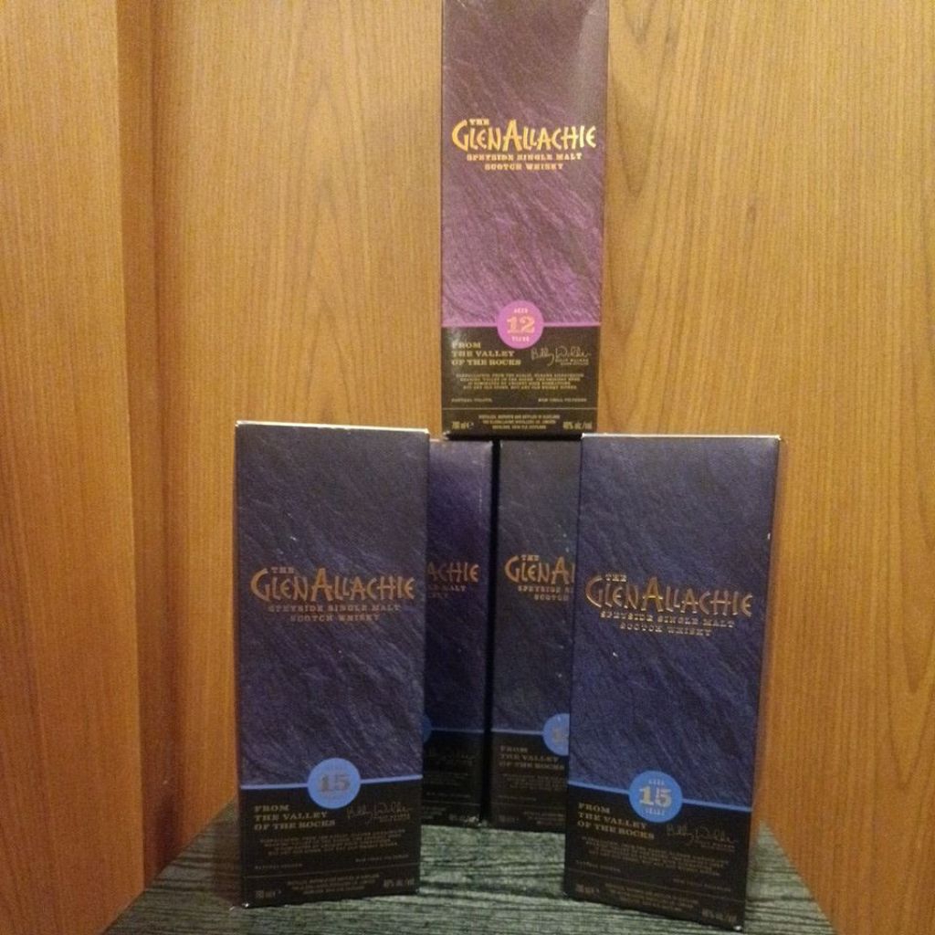 botol bekas alkohol untuk pajangan