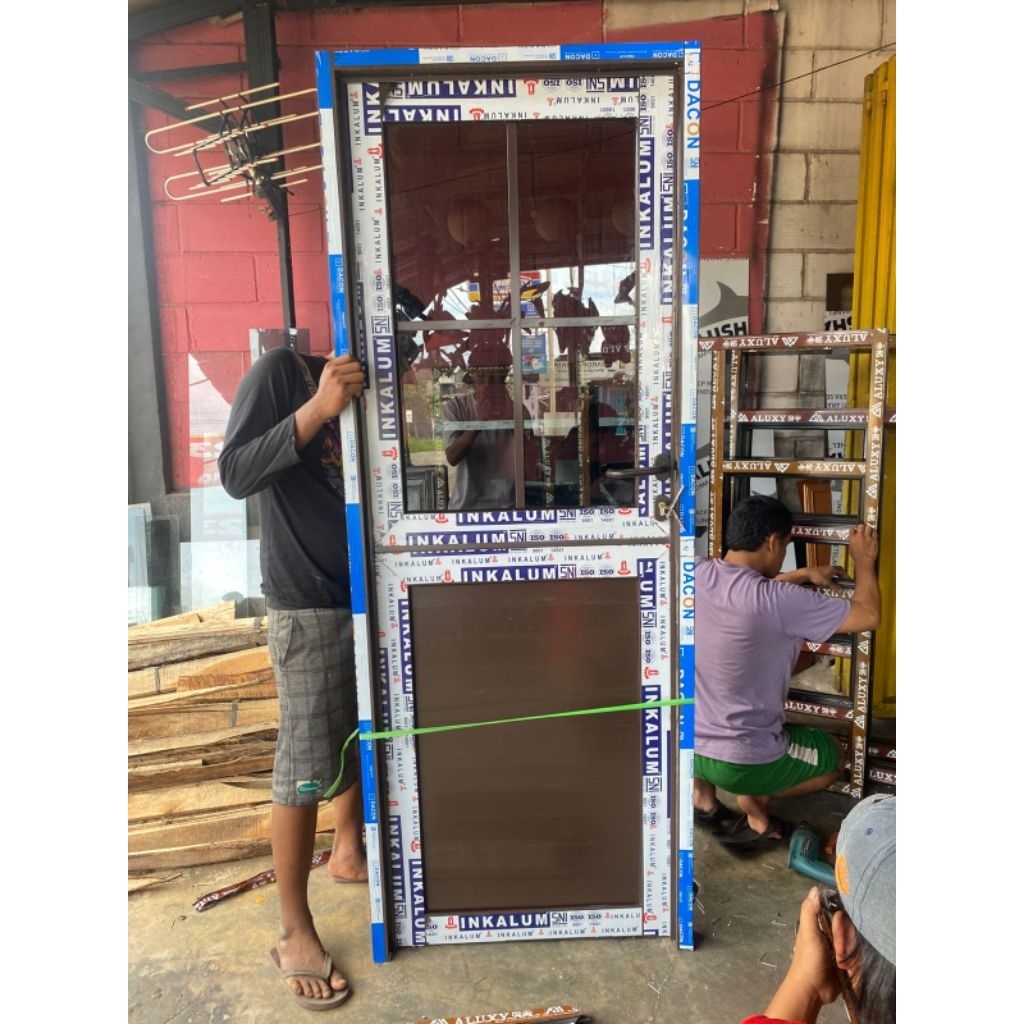 pintu+kusen alumunium koboy+ornamen ukuran 200x80