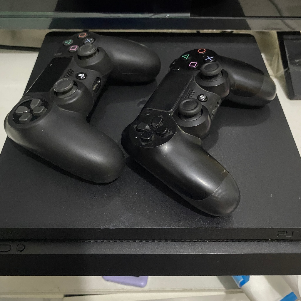 PS 4 Slim 500 Original + box+ kabel HDMI+stick 2 + free Kaset ps 4 1 item fremware 12 terbaru  PS 4 