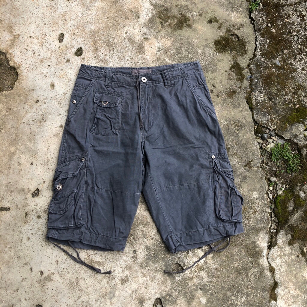 Shortpants/Celana pendek cargo multipocket ( second/bekas )