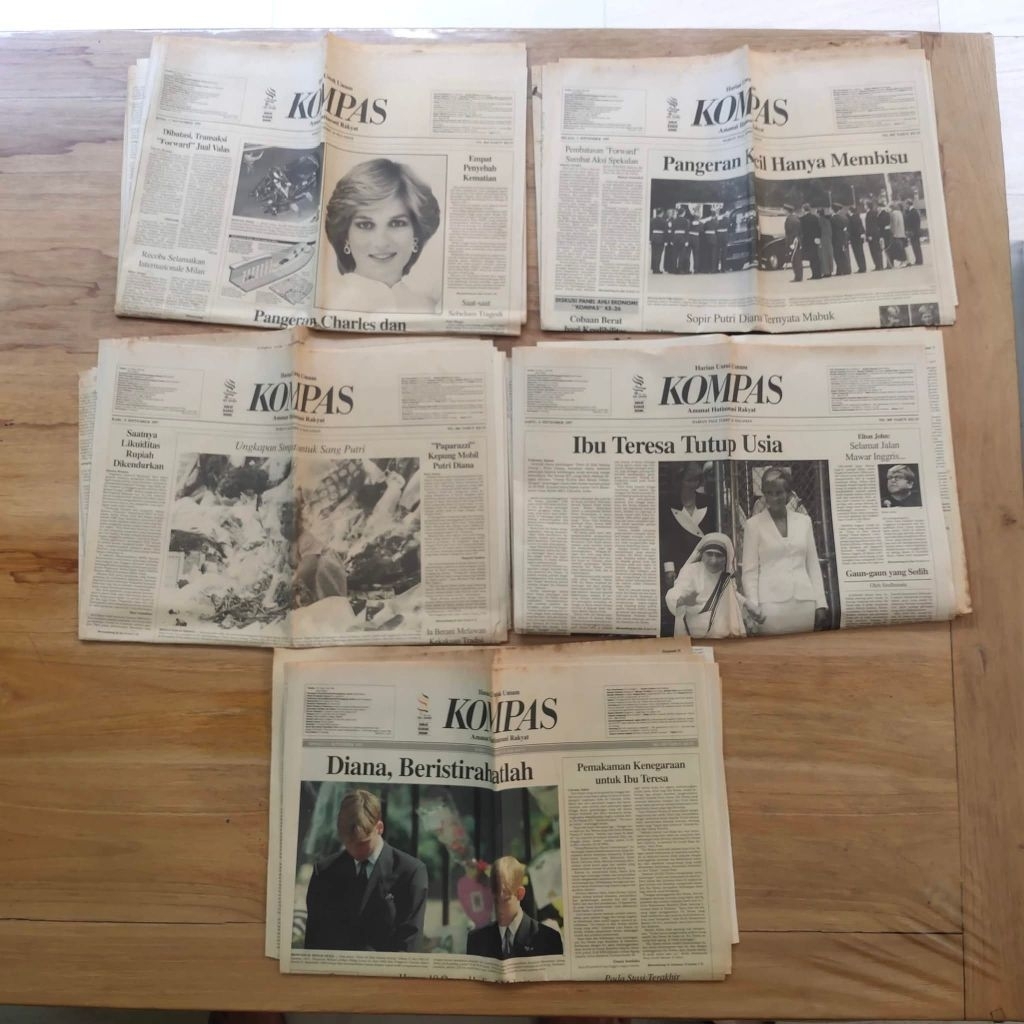 Set 5 koran Kompas fitur Lady Diana terbitan 1997