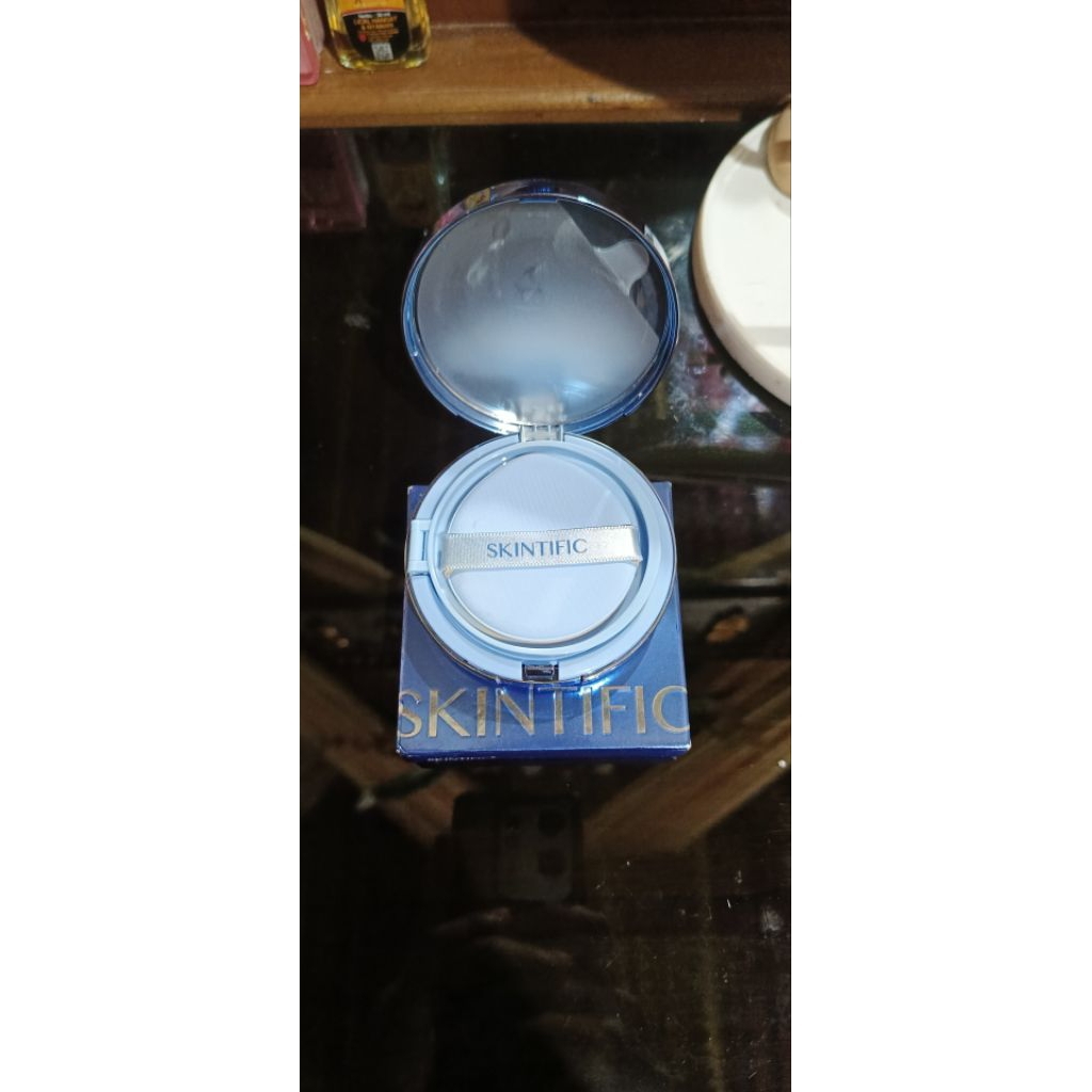 PRELOVED CUSHION SKINTIFIC