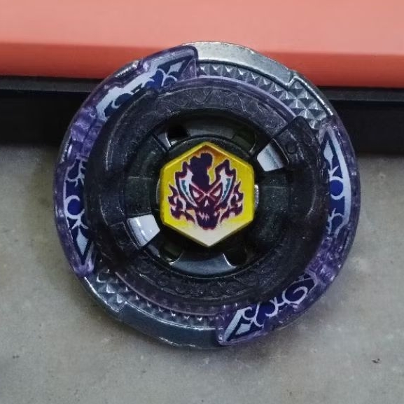 metal fight beyblade 4D (metal fury) scythe kronos original takara tomy
