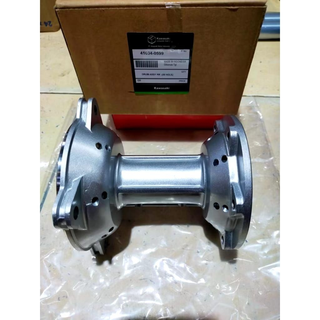 TROMOL BELAKANG KAWASAKI KLX150/KLX BF HOLE 28