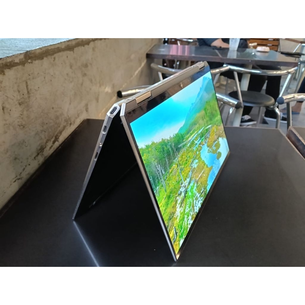 Laptop HP Spectre X360 Convertable core i7