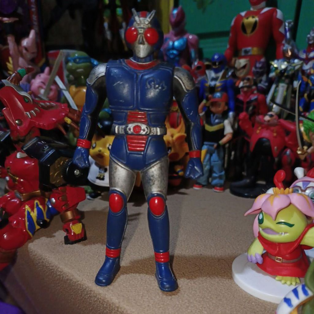 ACTION FIGURE / KOLEKSI / HIASAN KAMEN RIDER BIO RHS -+ 15CM ORIGINAL BANDAI JAPAN 1988